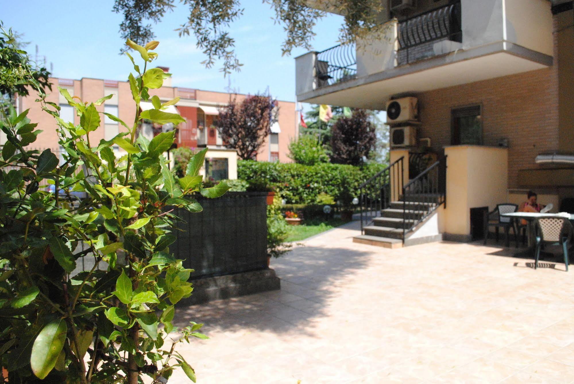 Hotel Octavia Rome Exterior photo
